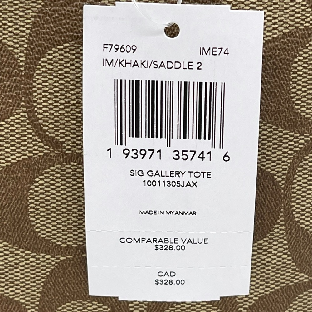 Coach Gallery Tote Bag in Signature Canvas - Picture 12 of 12